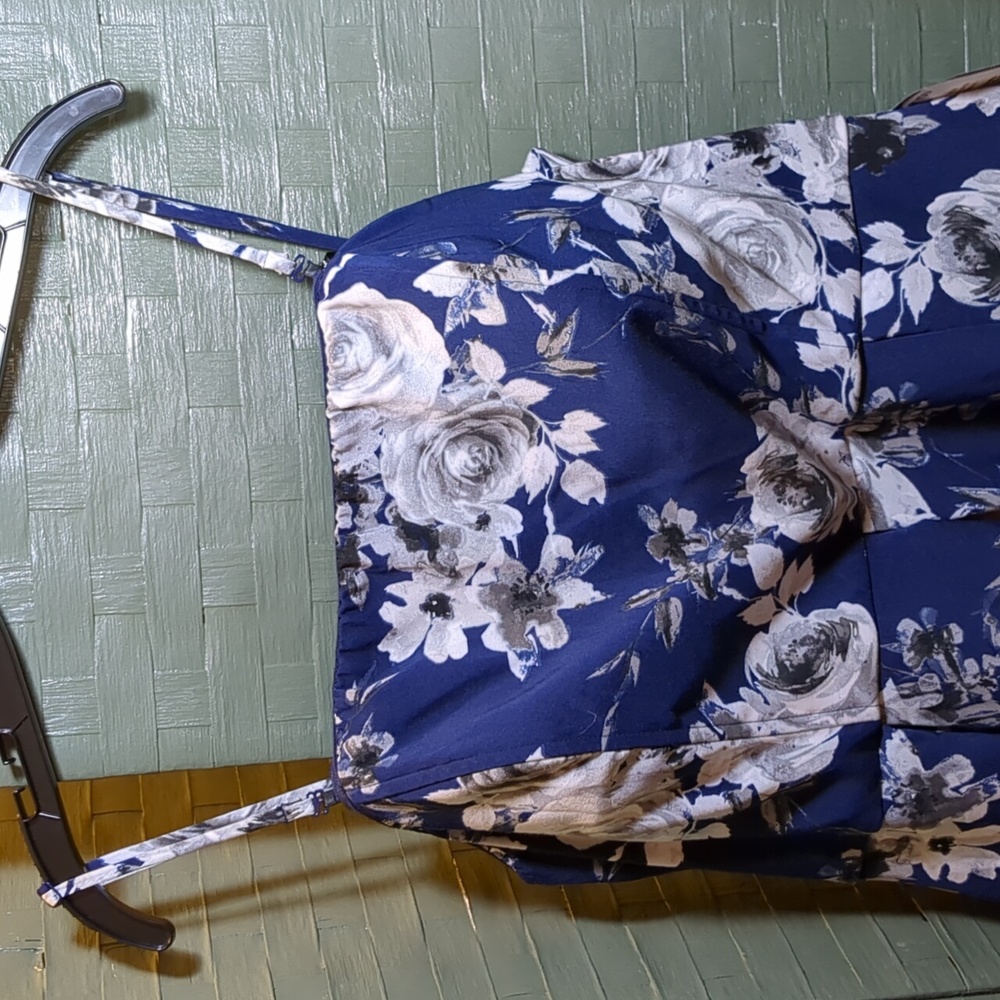 Plus Size Gown - Picture 2 of 7